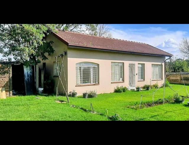 3 BEDROOM HOUSE FOR SALE IN BREDELL